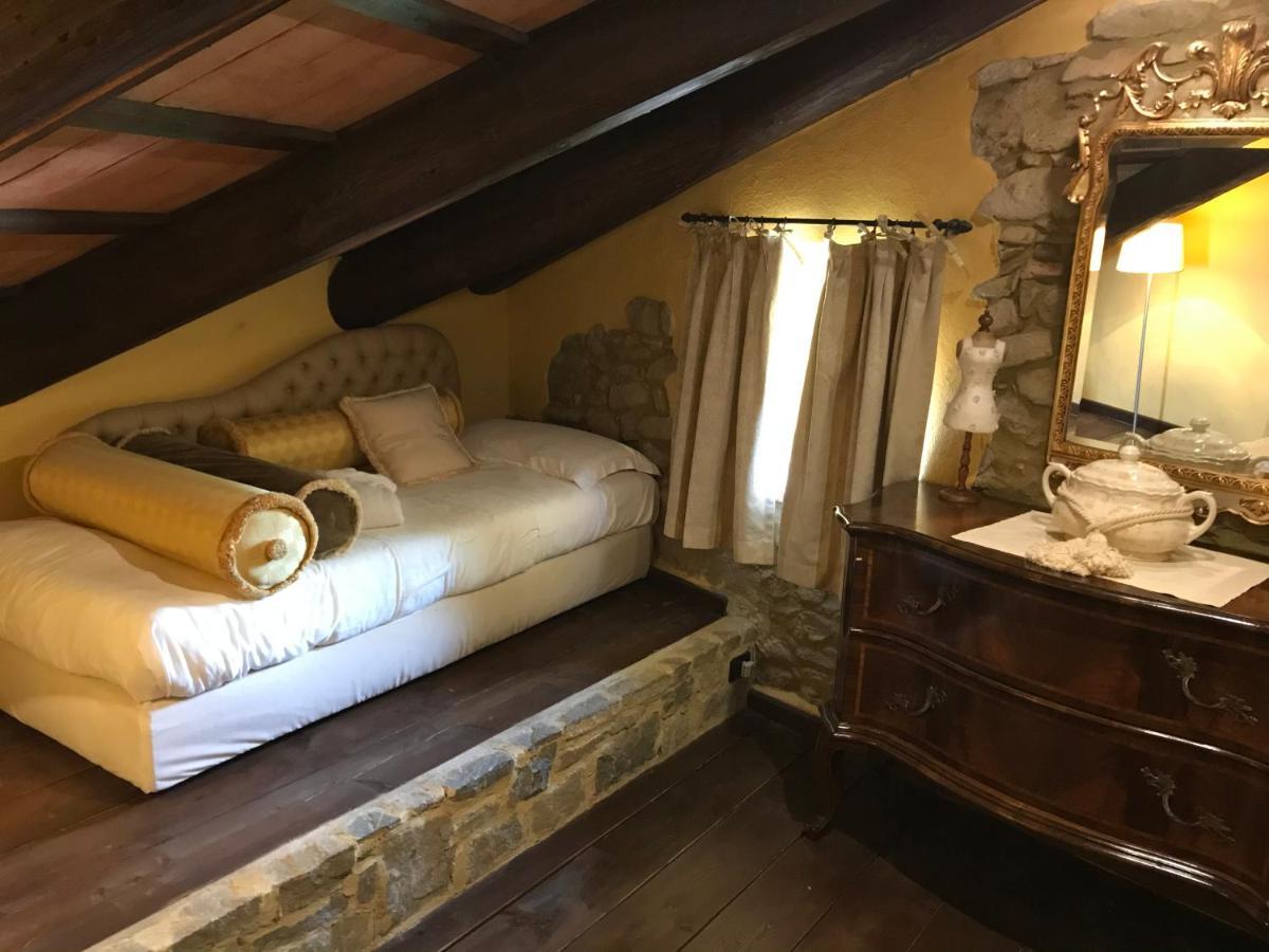 Dimora I Manichei Hotell Monforte dʼAlba Eksteriør bilde